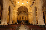 View+of+rows+of+pews+in+a+church%2C+Havana%2C+Cuba