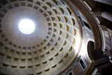 The+interior+of+the+famous+roman+temple+Pantheon%2C+Rome%2C+Italy.