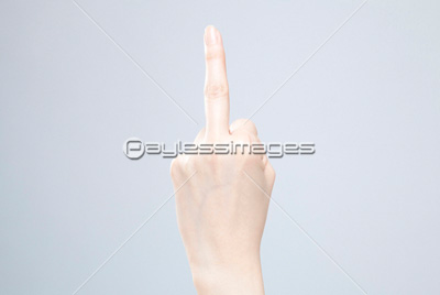 中指を立てる 商用利用可能な写真素材 イラスト素材ならストックフォトの定額制ペイレスイメージズ