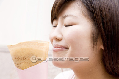 ���졼�פι����̤�����