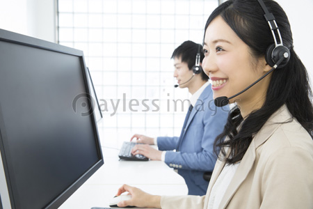 コールセンター 商用利用可能な写真素材 イラスト素材ならストックフォトの定額制ペイレスイメージズ