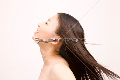 女性の横顔 ストックフォトの定額制ペイレスイメージズ