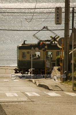 江ノ島と江ノ電 商用利用可能な写真素材 イラスト素材ならストックフォトの定額制ペイレスイメージズ 江ノ島と江ノ電 商用利用可能な写真素材 イラスト素材ならストックフォトの定額制ペイレスイメージズ