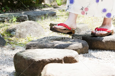 動物の画像について 無料ダウンロード下駄 イラスト 足元