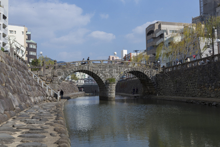 長崎市の眼鏡橋 商用利用可能な写真素材 イラスト素材ならストックフォトの定額制ペイレスイメージズ
