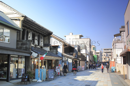 小江戸川越 大正浪漫通り 商用利用可能な写真素材 イラスト素材ならストックフォトの定額制ペイレスイメージズ 小江戸川越 大正浪漫通り 商用利用可能な写真素材 イラスト素材ならストックフォトの定額制ペイレスイメージズ