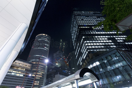 名古屋駅桜通口夜景 ストックフォトの定額制ペイレスイメージズ