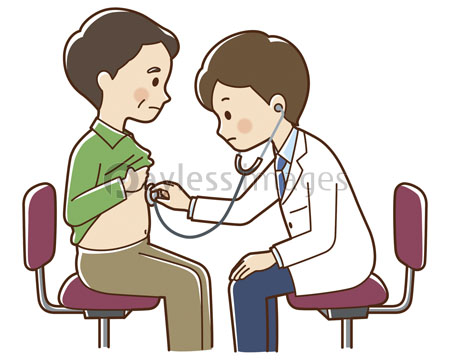 男性を診察する医師