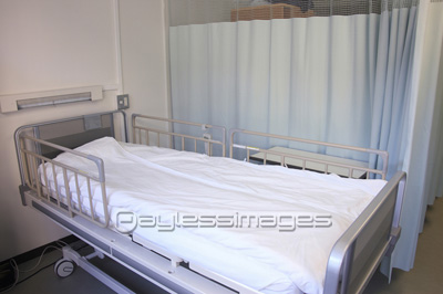 病院のベット 商用利用可能な写真素材 イラスト素材ならストックフォトの定額制ペイレスイメージズ