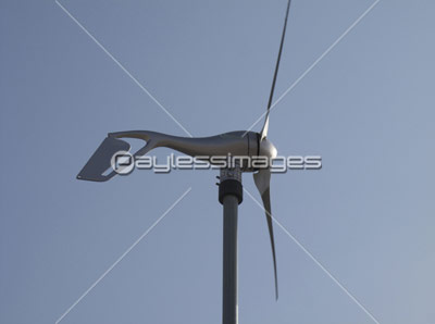 家庭用風力発電のプロペラ ストックフォトの定額制ペイレスイメージズ
