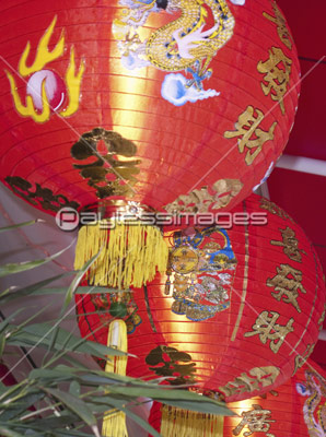 神戸南京町の中華街の提灯 商用利用可能な写真素材 イラスト素材ならストックフォトの定額制ペイレスイメージズ