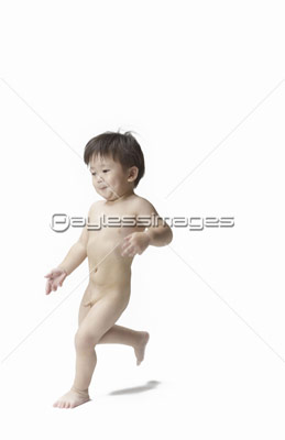 子供　裸 イメージナビ