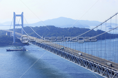 鷲羽山から望む瀬戸大橋 商用利用可能な写真素材 イラスト素材ならストックフォトの定額制ペイレスイメージズ 鷲羽山から望む瀬戸大橋 商用利用可能な写真素材 イラスト素材ならストックフォトの定額制ペイレスイメージズ