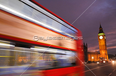 ビッグベンとロンドンバス夜景 - 商用利用可能な写真素材・イラスト