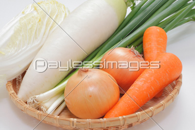 ネギと玉葱と人参と大根と白菜 ストックフォトの定額制ペイレスイメージズ