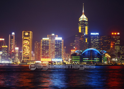 香港の夜景 商用利用可能な写真素材 イラスト素材ならストックフォトの定額制ペイレスイメージズ