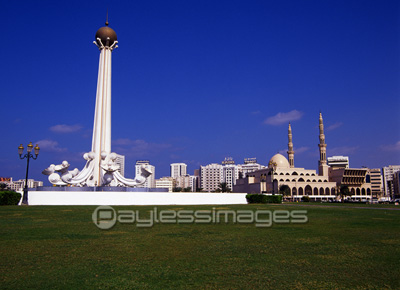 キング・ファイサル・モスク 商用利用可能な写真素材・イラスト素材ならストックフォトの定額制ペイレスイメージズ