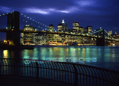 マンハッタンの夜景 商用利用可能な写真素材 イラスト素材ならストックフォトの定額制ペイレスイメージズ