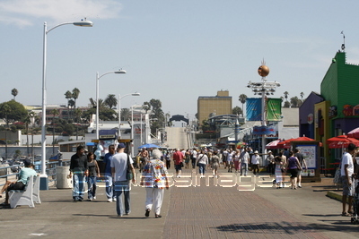 ���󥿥�˥��ӡ���