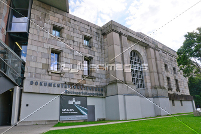 ドイツ ニュルンベルク ドク・ツェントルム 商用利用可能な写真素材・イラスト素材ならストックフォトの定額制ペイレスイメージズ