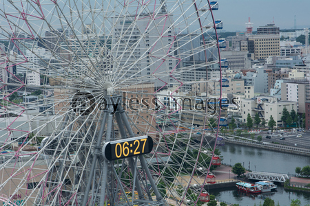 大観覧車と横浜市 ストックフォトの定額制ペイレスイメージズ