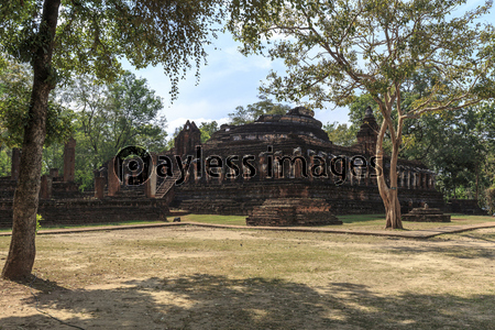 タイ国カムペーンペット県の遺跡ワット・チ...