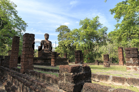 タイ国カムペーンペット県の遺跡ワット・チャーンロープ