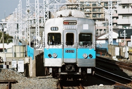 営団地下鉄東西線5000系 商用利用可能な写真素材 イラスト素材ならストックフォトの定額制ペイレスイメージズ