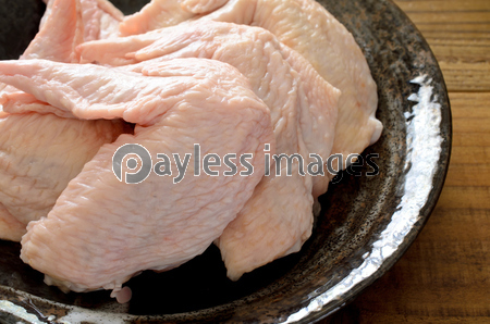 手羽先 商用利用可能な写真素材 イラスト素材ならストックフォトの定額制ペイレスイメージズ