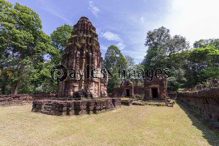 タイとカンボジアの国境の遺跡プラサートタームアントット 商用利用可能な写真素材 イラスト素材ならストックフォトの定額制ペイレスイメージズ タイとカンボジアの国境の遺跡プラサートタームアントット 商用利用可能な写真素材 イラスト素材ならストックフォトの定額制ペイレスイメージズ