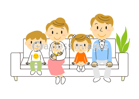 ソファーでくつろぐ5人家族 イラスト クリップアート ストックフォト