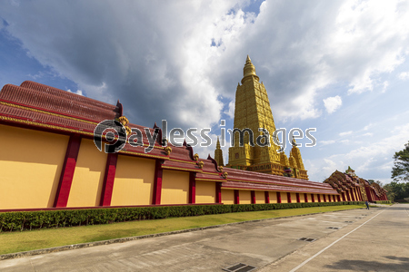 タイ国クラビ県の寺院ワット・マハタート・...
