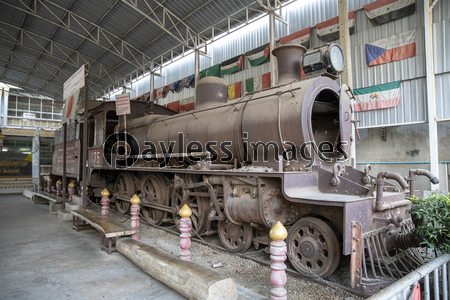 カンチャナブリの戦争博物館に展示される蒸...
