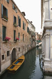 Venice+canal+scene.