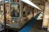 CTA+train+in+Chicago