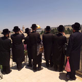 Back+view+of+Hasidic+Jewish+men