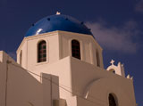 Blue+dome+on+building+in+Santorini+Greece