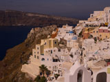 Overview+of+buildings+in+Santorini+Greece
