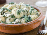 Dish+of+Gnocchi+and+Spinach+with+a+Gorgonzola+Cream+Sauce