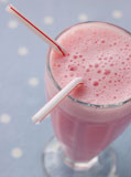 Strawberry+Milkshake+With+Straws