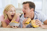 Couple+Enjoying+Burgers+Together
