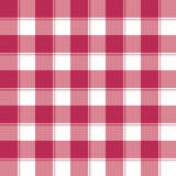 Traditional+red+and+white+checked+seamless+pattern+background