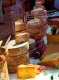 Assorted+cheeses+for+sale+on+french+farmers+market+in+Perigueux%2C+France