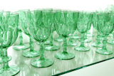 Green+cups+rows+glass+crystal+luxury+kitchenware
