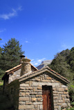 stone+mountain+house+in+Pyrenees+mountains+Huesca+Spain+Aragon