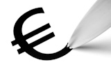 Euro+symbol+with+tip+of+pen%2C+on+white.