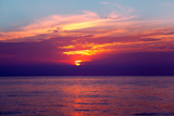 Mediterranean+sea+sunrise+with+water+horizon