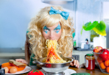 Blonde+funny+girl+on+kitchen+eating+pasta+like+crazy+with+blue+makeup