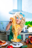 Blonde+funny+on+kitchen+with+pasta+and+fashion+blue+makeup