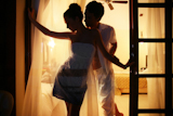 Romantic+couple+in+a+hotel+room